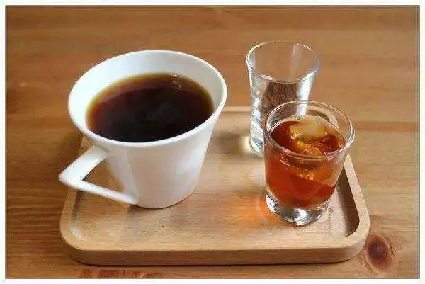 黑咖啡是美式咖啡吗 黑咖啡和美式咖啡的区别