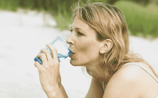 平时怎么喝水才健康 如何喝水才是健康的