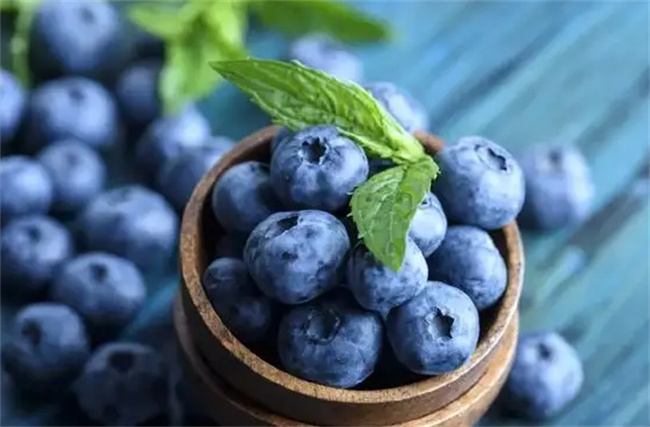 蓝莓能预防心血管疾病吗 绝经后如何预防心血管疾病