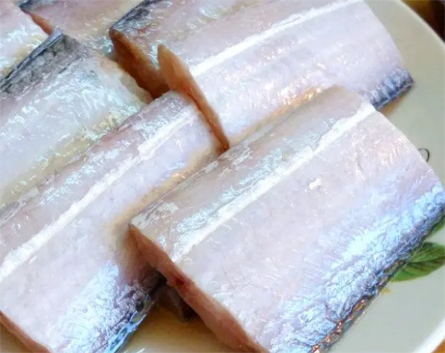糖醋带鱼的制作方法 糖醋带鱼最简单做法