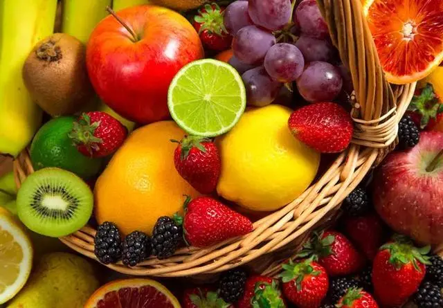 吃了发霉的水果会怎么样？水果发霉剩下的还可以吃吗？