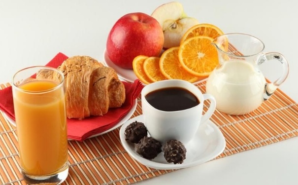 经常不吃早餐的危害有哪些 不吃早餐会得胆结石吗